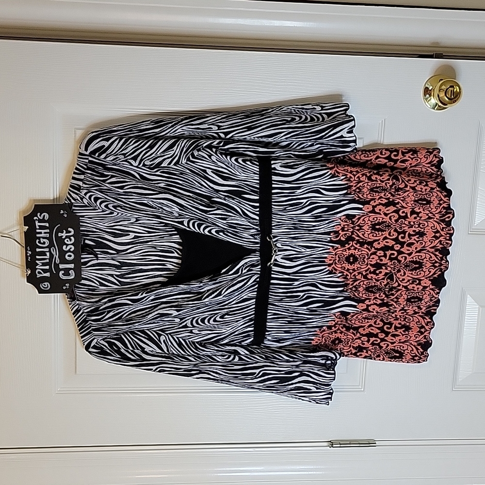 Clothing Co Notations Blouse Large Zebra Damask Plisse Black White Pink